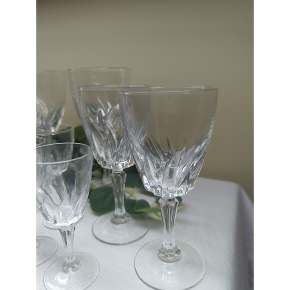 (12) Cristal D'Arques Crystal FLAMENCO Wine Glasses * Stamped FRANCE - Picture 2 of 6